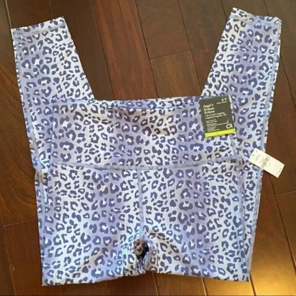 GapFit  Eclipse 7/8 Compression Legging Workout Blue Lilac Leopard Print Small - Picture 11 of 13